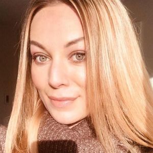 Meet your Posher, Ines